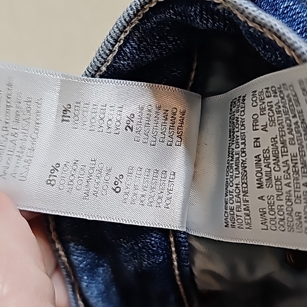 MOTHER Women's Blue Washed Flare Jeans - Picture 14 of 15